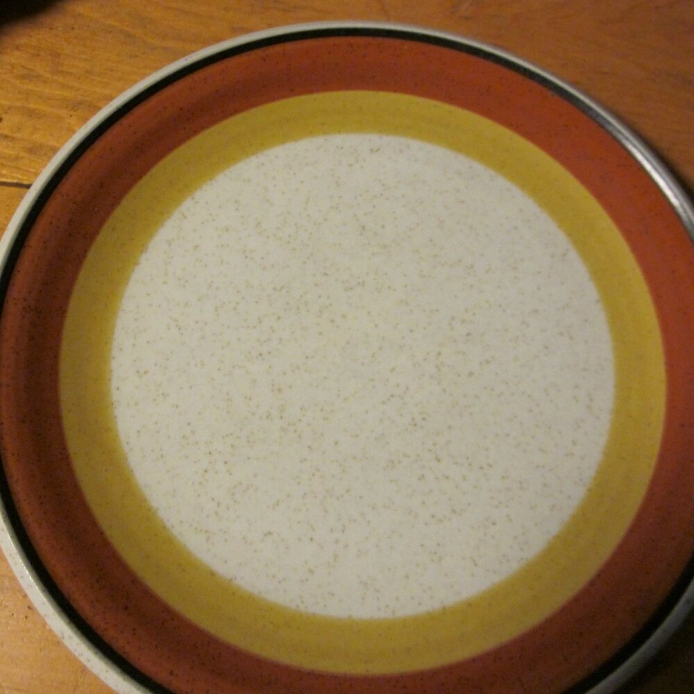 Vtg dinner plate Imperial By W Dalton Tangerine P9261 10.5 in 70s made in Japan - Picture 5 of 5